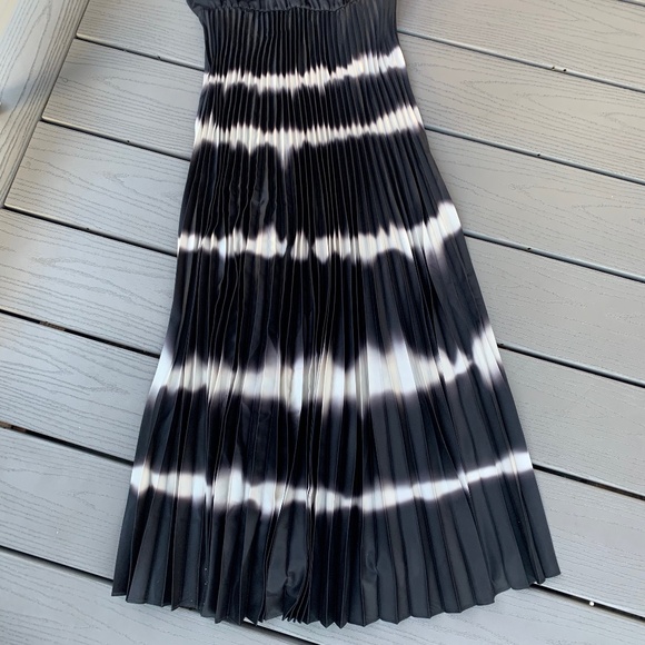 All Saints Curtis 2-in-1Tie Dye Pleated Midi Dress - Picture 11 of 16